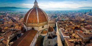 6.کەنیسەی فلۆرانس لە سانتا ماریا دێل فیۆر(FLORENCE DUOMO SANTA MARIA DEL FIORE) له‌ ئیتالیا